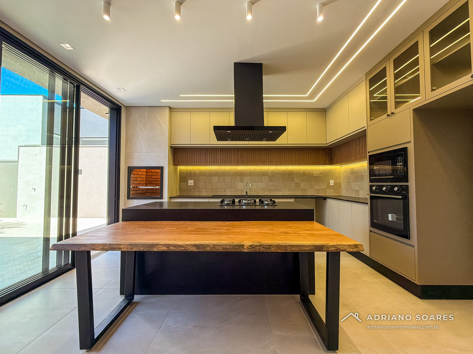 Casa térrea 3 suítes com piscina e área gourmet, Jardim Residencial Dona Maria Cândida, Indaiatuba. Foto 7 de 15