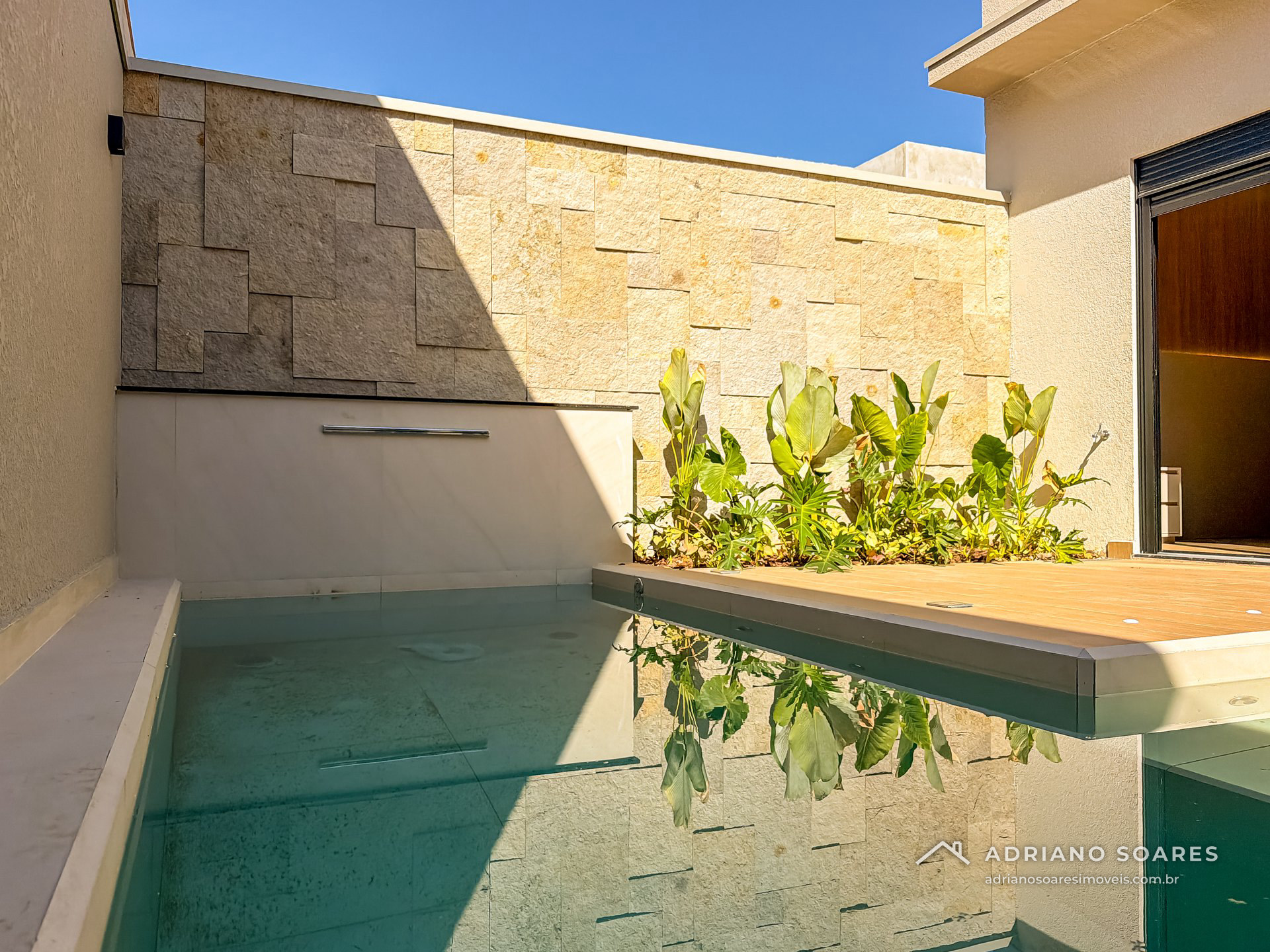 Casa térrea 3 suítes com espaço gourmet e fachada em pedra, Jardim Residencial Dona Maria Cândida, Indaiatuba. Foto 12 de 15