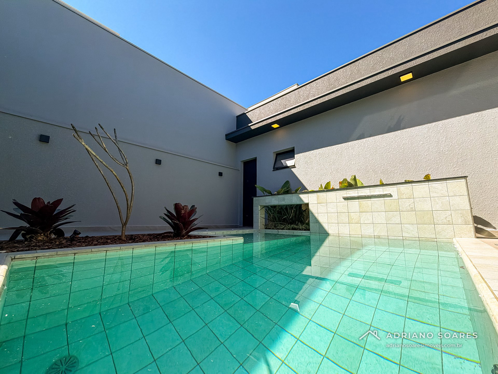 Casa térrea 3 suítes com piscina ampla e cozinha com ilha, Jardim Residencial Dona Maria Cândida, Indaiatuba. Foto 11 de 15