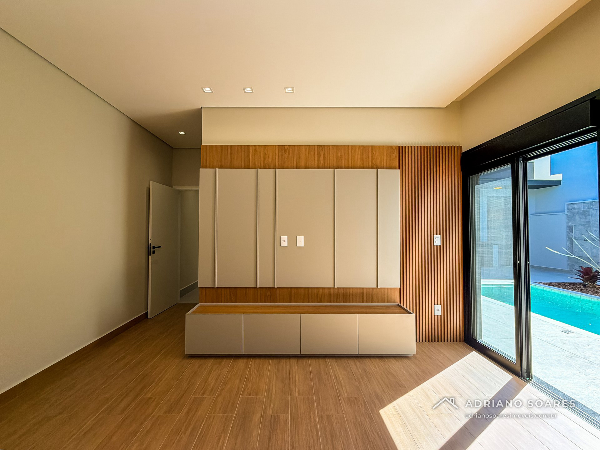 Casa térrea 3 suítes com piscina ampla e cozinha com ilha, Jardim Residencial Dona Maria Cândida, Indaiatuba. Foto 13 de 15