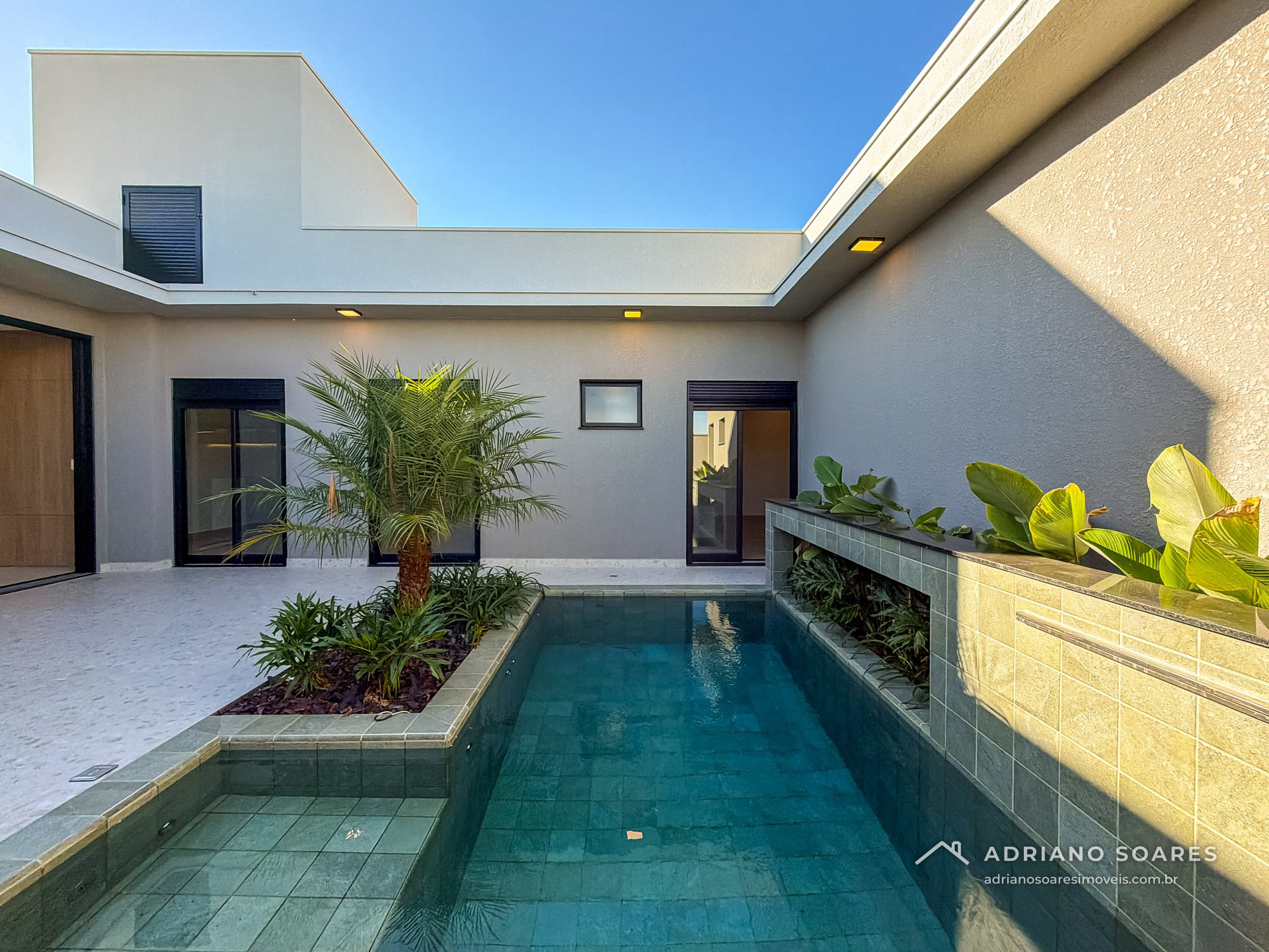 Casa térrea 3 suítes com vista aberta e piscina, Jardim Residencial Dona Maria Cândida, Indaiatuba. Foto 9 de 15