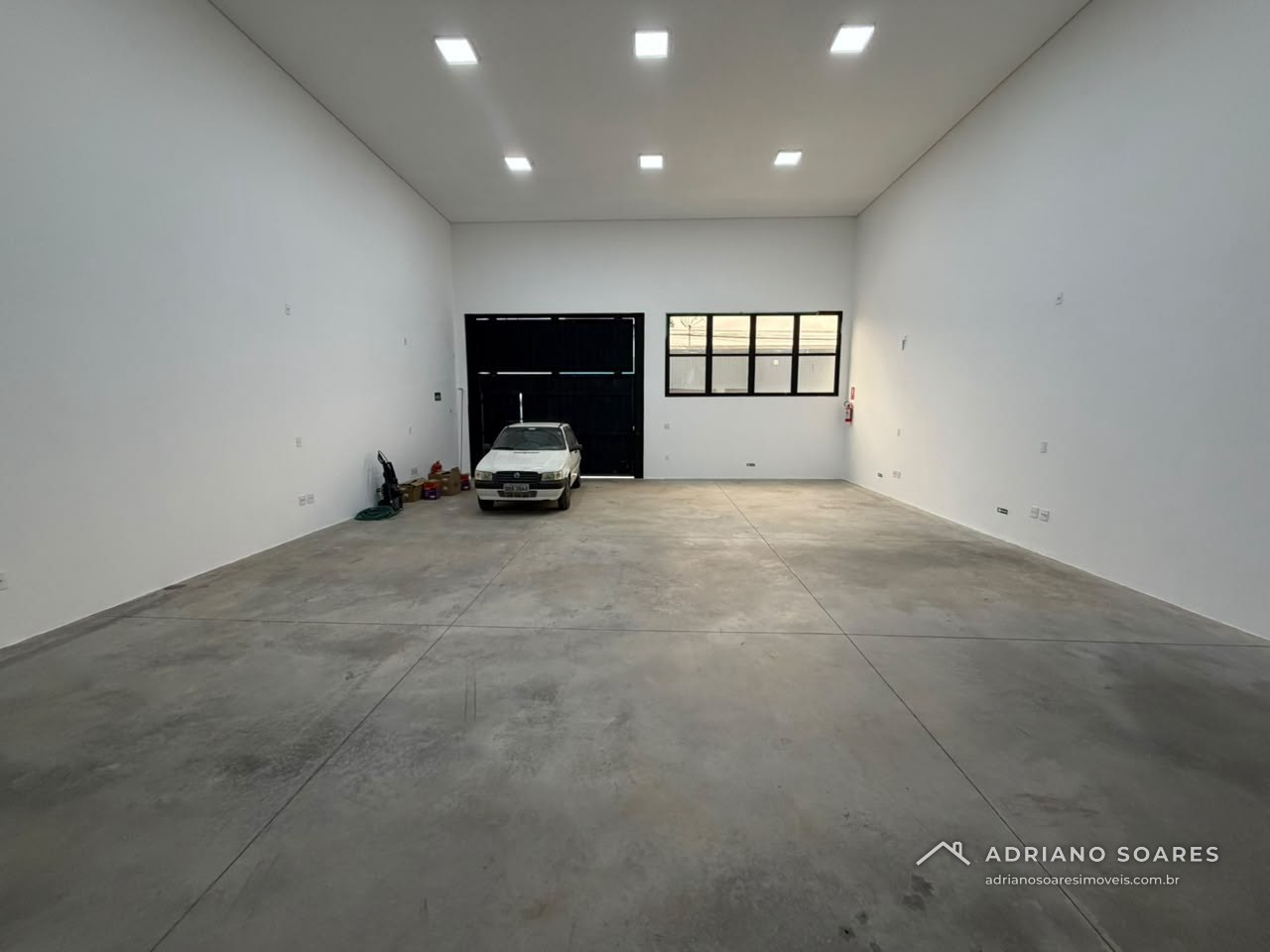 Salão comercial de 228 m² com mezanino no Jardim Pedroso, Jardim Pedroso, Indaiatuba. Foto 2 de 9