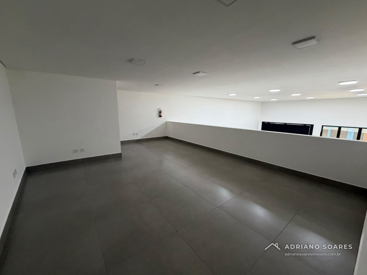 Salão comercial de 228 m² com mezanino no Jardim Pedroso, Jardim Pedroso, Indaiatuba. Foto 6 de 9