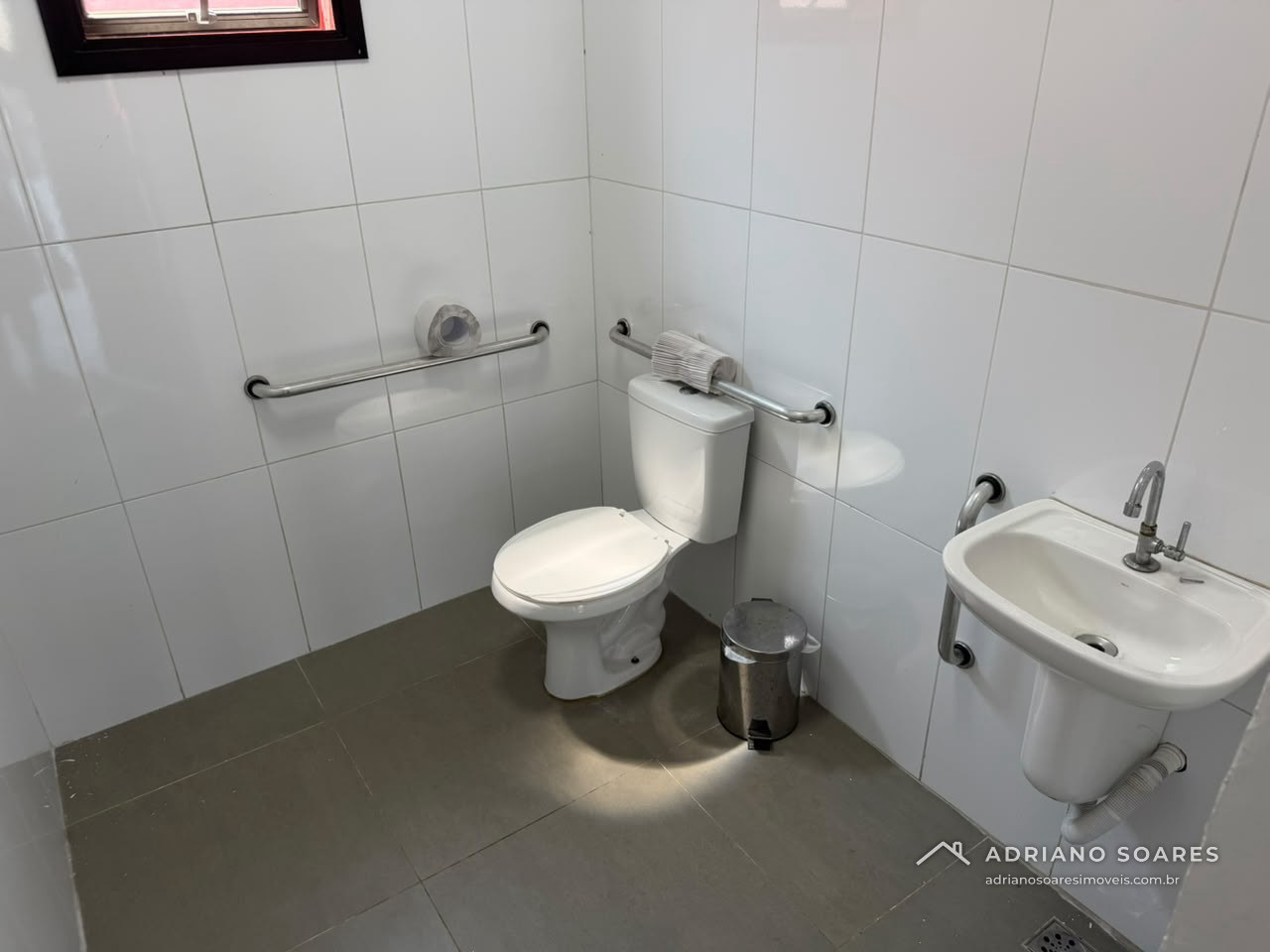Salão comercial de 240 m² com mezanino na Av. Manoel Ruz Peres, Jardim Veneza, Indaiatuba. Foto 6 de 8