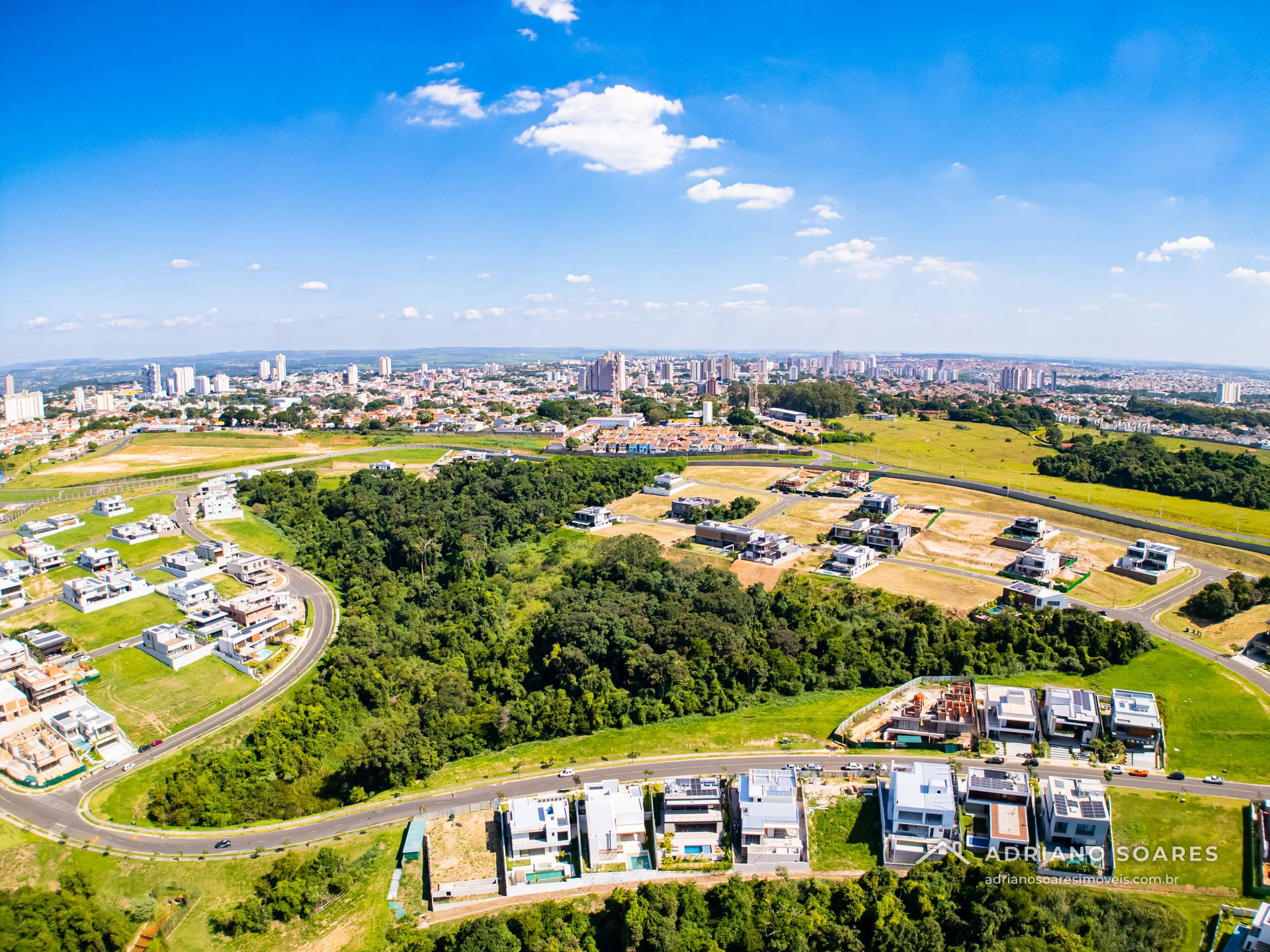 Lote de 680 m² em condomínio com clube completo, Parque Villa dos Pinheiros, Indaiatuba. Foto 8 de 8
